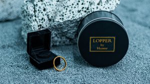 LOOPER by Hunter (Gimmick Not Included)