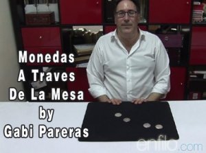 Monedas A Traves De La Mesa by Gabi Pareras